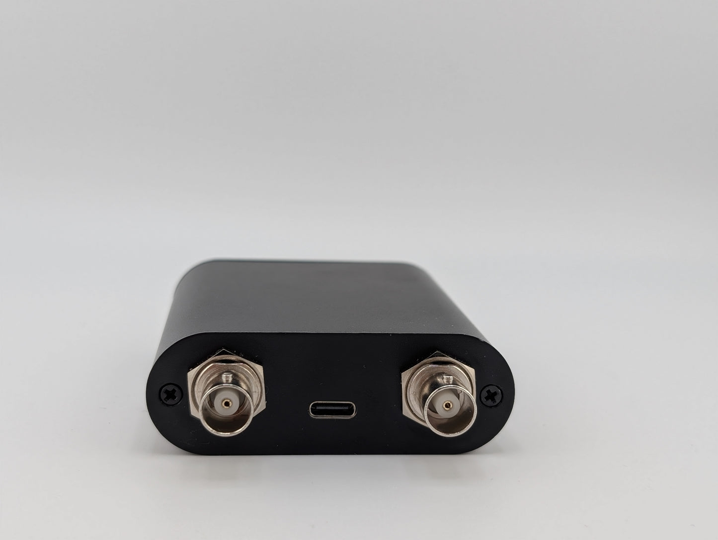 barcoder from the front, with USB power input and two BNC outputs that deliver identical barcodes.
