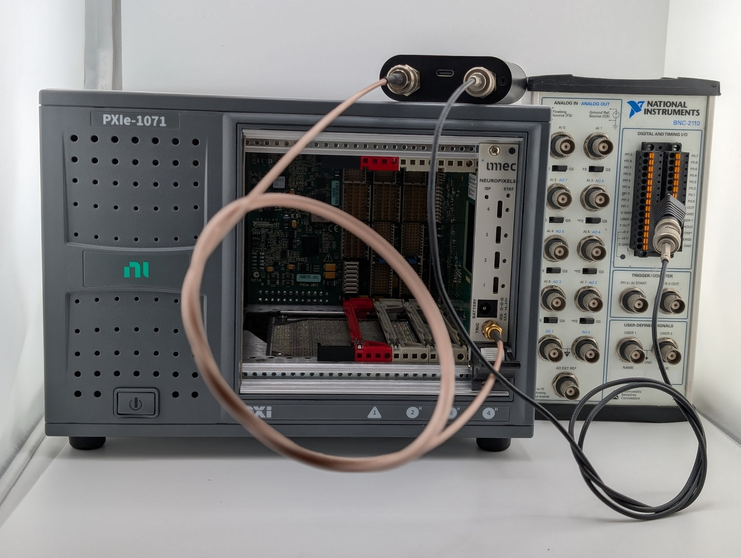example use case with barcoder output split to a PXIe chassis and a NI DAQ board.